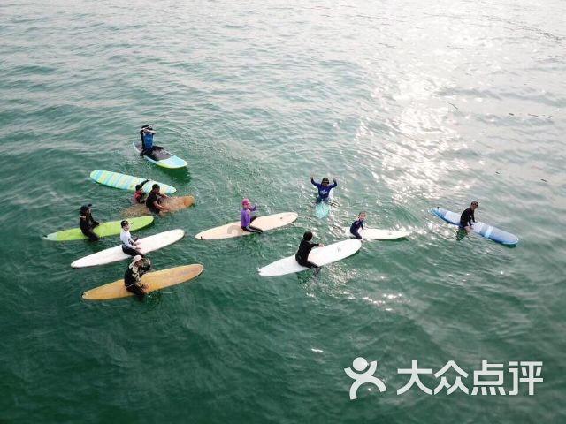 【组图】民勤：小城夜放花千树 家门口年味十足